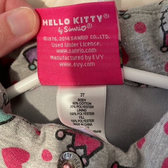 Hello Kitty Vest - Picture 4 of 6